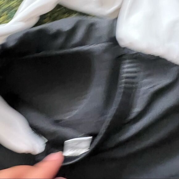 Venus Aphrodite One-Piece 6 - Picture 3 of 5